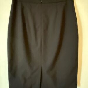 Banana Republic Wool Lightweight Black Pencil Skirt Lined | Size 2